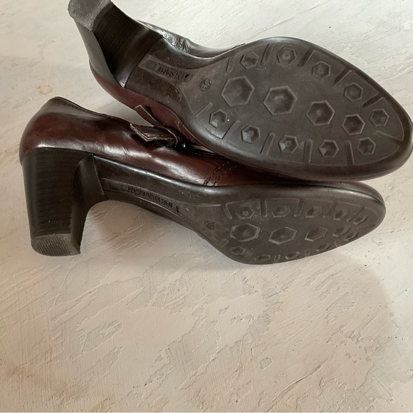 Manas Shoes Leather Low Heels Brown Buckle Comfy Office Womens Size 8.5 - Picture 6 of 8